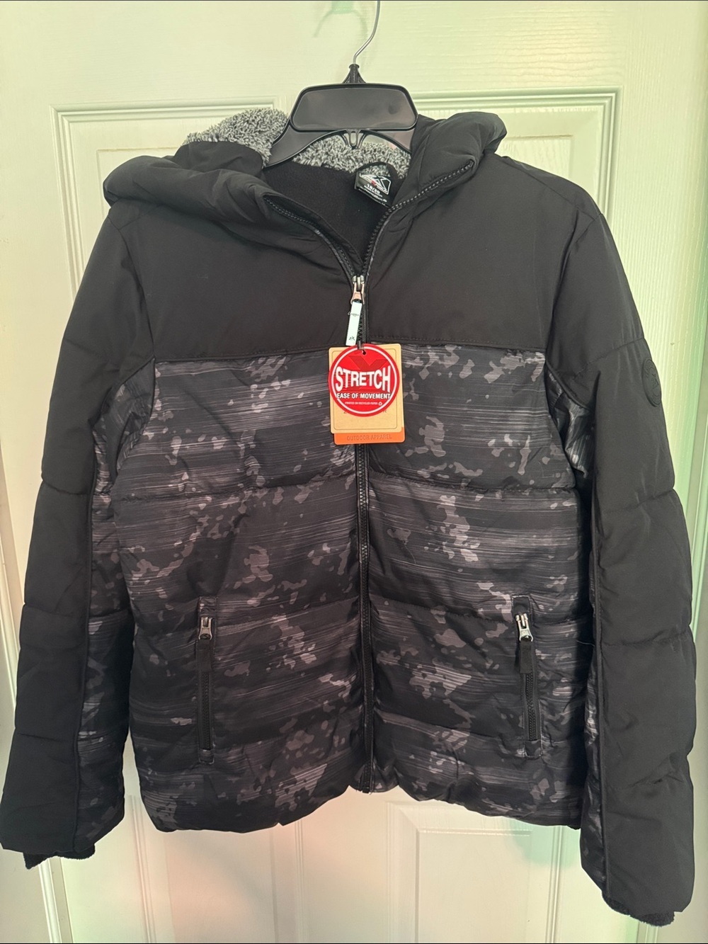 ZeroXposur Boys Black Gray Camouflage Puffer Jacket